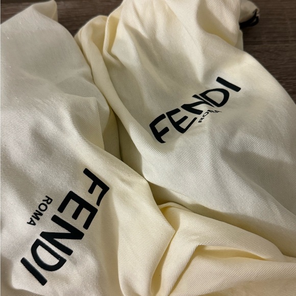 Fendi clogs - Picture 9 of 10